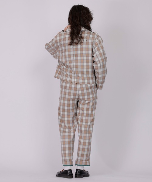 DOUBLE NAME（ダブルネーム）の「チェックショートジャケット（テーラードジャケット・レディース・ベージュ系/ネイビー系・FREE）」の4枚目の写真