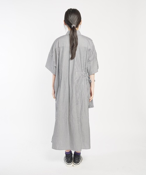 gomme(ゴム)の「テープエンブロ ライギャザブラウス(シャツワンピース・レディース・ブラック/ストライプ・MEDIUM)」の11枚目の写真