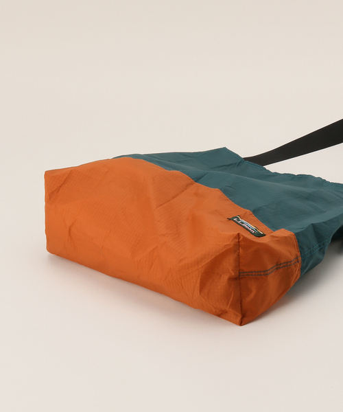 U by SPICK&SPAN(ユーバイスピックアンドスパン)の「【L.L.Bean/エルエルビーン】 フォールダブルエコバッグ(ショルダーバッグ・レディース・ネイビー/サックスブルー・FREE)」の10枚目の写真