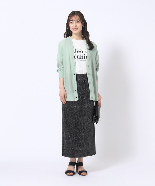 SHOO・LA・RUE（シューラルー）の「◆度違い天竺Vネックカーディガン（カーディガン/ボレロ・レディース・ブラック/ライトベージュ/グリーン系/オフホワイト・00）」の11枚目の写真
