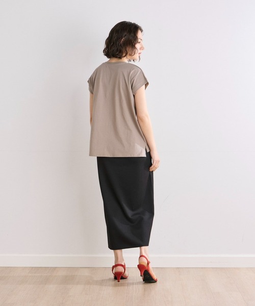 INED CLARO（イネドクラロ）の「こなれフレンチカットソー（Tシャツ/カットソー・レディース・モカ/ブラック/オフホワイト・フリー）」の6枚目の写真