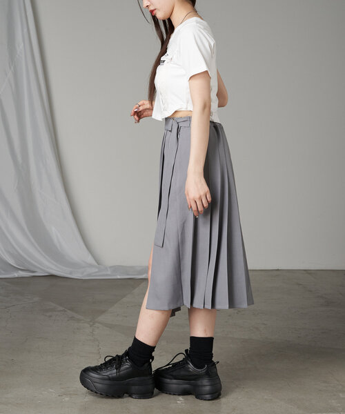 RAY CASSIN（レイカズン）の「スリットプリーツスカート（スカート