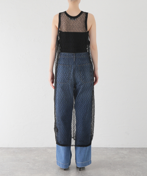 SLOBE IENA（スローブイエナ）の「深Vスリット レースニット（ニット/セーター・レディース・アイボリー/ブラック・FREE）」の13枚目の写真