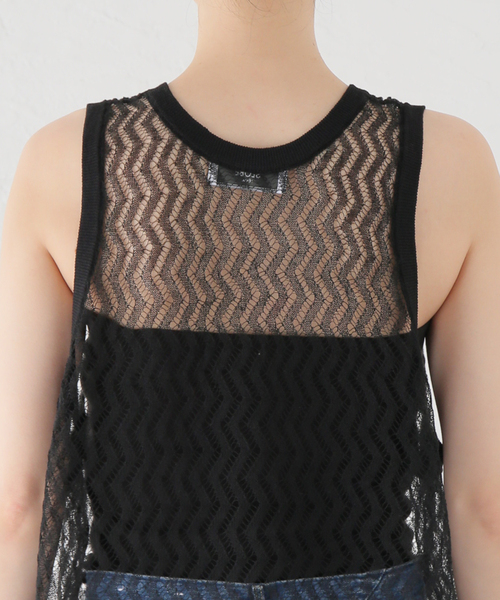 SLOBE IENA（スローブイエナ）の「深Vスリット レースニット（ニット/セーター・レディース・アイボリー/ブラック・FREE）」の15枚目の写真