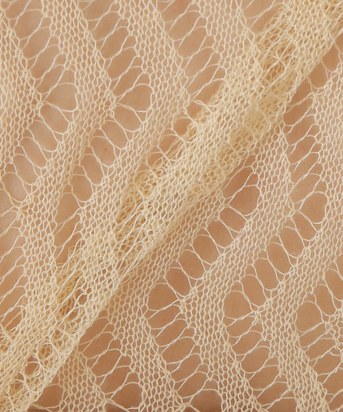 SLOBE IENA（スローブイエナ）の「深Vスリット レースニット（ニット/セーター・レディース・アイボリー/ブラック・FREE）」の20枚目の写真