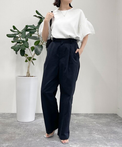 fredy emue（フレディエミュ）の「袖チュールフレアポンチプルオーバー（Tシャツ/カットソー・レディース・ブラック/オフホワイト/ベージュ・38）」の5枚目の写真