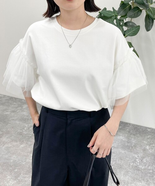 fredy emue（フレディエミュ）の「袖チュールフレアポンチプルオーバー（Tシャツ/カットソー・レディース・ブラック/オフホワイト/ベージュ・38）」の11枚目の写真