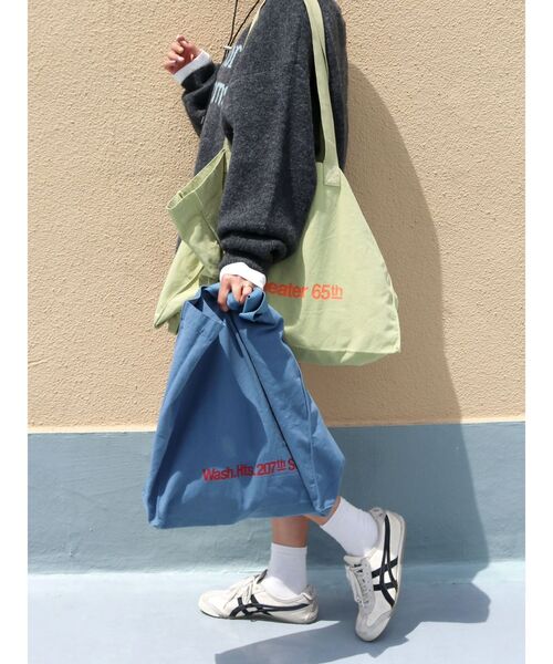 Ungrid（アングリッド）の「【WEB限定】ロゴトートバッグ（トートバッグ・レディース・オフホワイト/イエロー/ブラック/オレンジ/グリーン/ピンク/レッド/ブルー・FREE）」の18枚目の写真