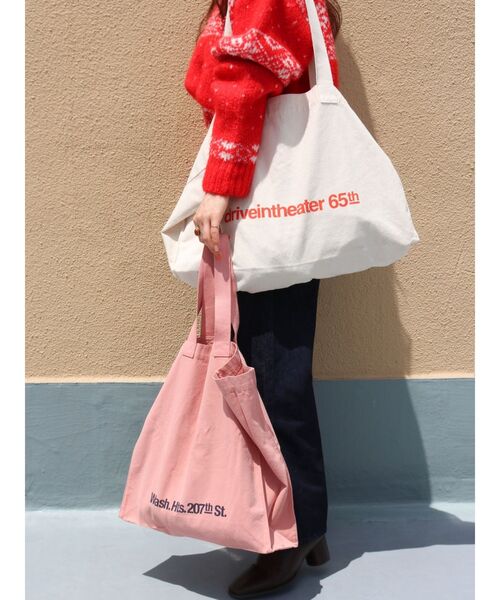 Ungrid（アングリッド）の「【WEB限定】ロゴトートバッグ（トートバッグ・レディース・オフホワイト/イエロー/ブラック/オレンジ/グリーン/ピンク/レッド/ブルー・FREE）」の16枚目の写真