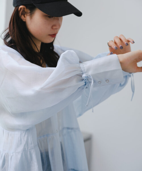 Kastane（カスタネ）の「【マルチウェイ】シアーティアードチュニック（シャツ/ブラウス・レディース・ライトグレー/ホワイト/ピンク・FREE）」の5枚目の写真