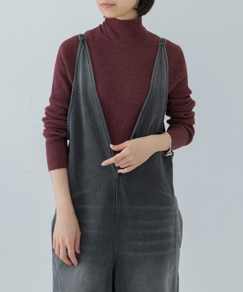 URBAN RESEARCH（アーバンリサーチ）の「『UR TECH』コットンメランジタートルニット（ニット/セーター・レディース・オレンジ/パープル/カーキ・FREE）」の6枚目の写真