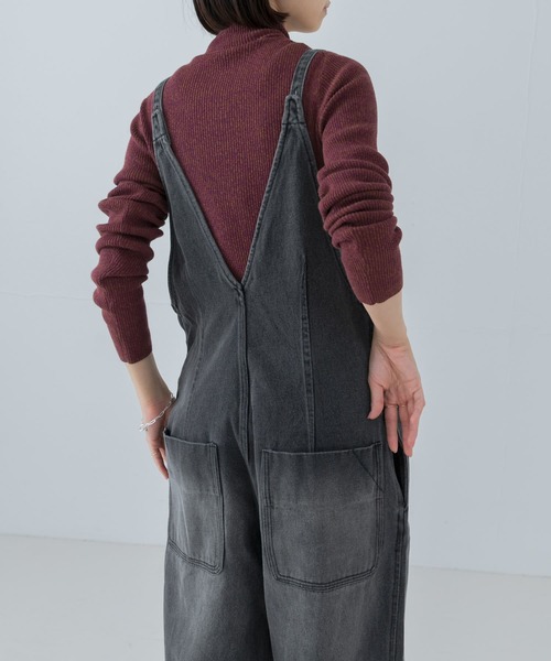 URBAN RESEARCH（アーバンリサーチ）の「『UR TECH』コットンメランジタートルニット（ニット/セーター・レディース・オレンジ/パープル/カーキ・FREE）」の9枚目の写真