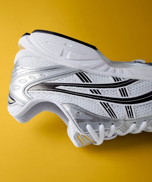 ASICS（アシックス）の「GEL-KAYANO 14 / ゲルカヤノ 14（スニーカー・メンズ・ホワイト×シルバー・26/23/25/24/28/29/24.5/27/29.5/26.5/23.5/28.5/25.5/27.5）」の13枚目の写真