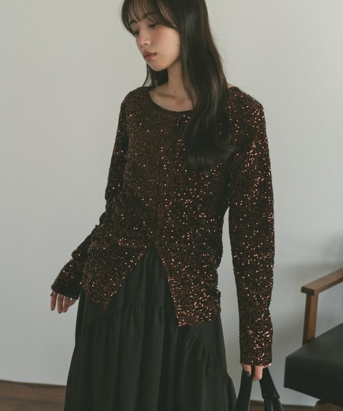 VANNIE U(ヴァニーユー)の「ベロアスパンコールセンタースリットトップス(Tシャツ/カットソー・レディース・アイボリー/ブラウン・FREE)」の22枚目の写真