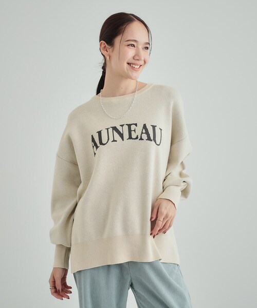 SHOO・LA・RUE（シューラルー）の「◆【洗える/S-LL/ちくちくしにくい】優しい風合いのロゴニット（ニット/セーター・レディース・ブルー/アイボリー/グレー/ブラウン系・02/01/03/04）」の14枚目の写真