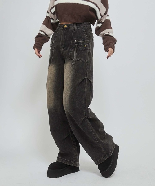 ENVYM(アンビー)の「ジップポイントタックルーズデニム(デニムパンツ・レディース・ブラック・SMALL/MEDIUM)」の7枚目の写真
