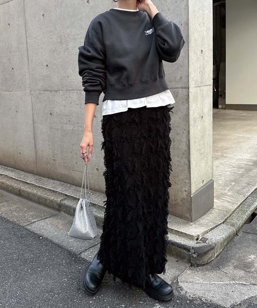 andme(アンドミー)の「裏起毛ショート丈ワンポイントスウェットトップス(スウェット・レディース・杢グレー/スミクロ/キナリ・FREE)」の7枚目の写真