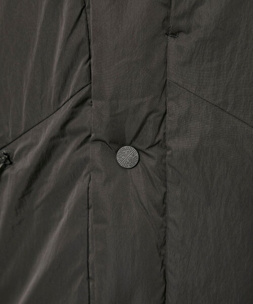 WHITE MOUNTAINEERING(ホワイトマウンテニアリング)の「【White Mountaineering/ ホワイトマウンテニアリング】×TAION DOWN JACKET(ダウンジャケット/コート・メンズ・ブラック/カーキ・0/1/2/3)」の12枚目の写真