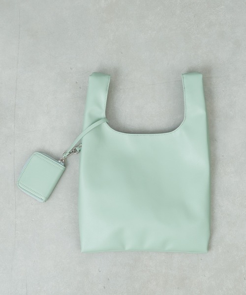 Actually（アクチュアリー）の「フェイクレザーマルシェバッグ ポーチ付き（ハンドバッグ・レディース・ライトグレー/ダークグレー/グリーン・フリー）」の17枚目の写真