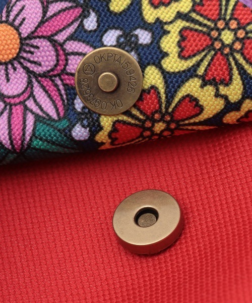 チチカカ（チチカカ）の「マルチプルショルダーバッグ（ショルダーバッグ・レディース・レッド/ダークグリーン/ブラック・FREE）」の16枚目の写真