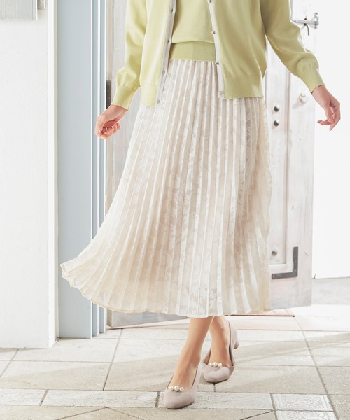 Brunello Cucinelli 薄手ウールのプリーツスカート Brunello Cucinelli 薄手ウールのプリーツスカート Brunello