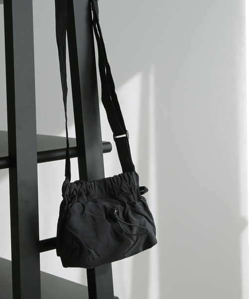 ドローストリングミニショルダーバッグ（ショルダーバッグ）｜colleca