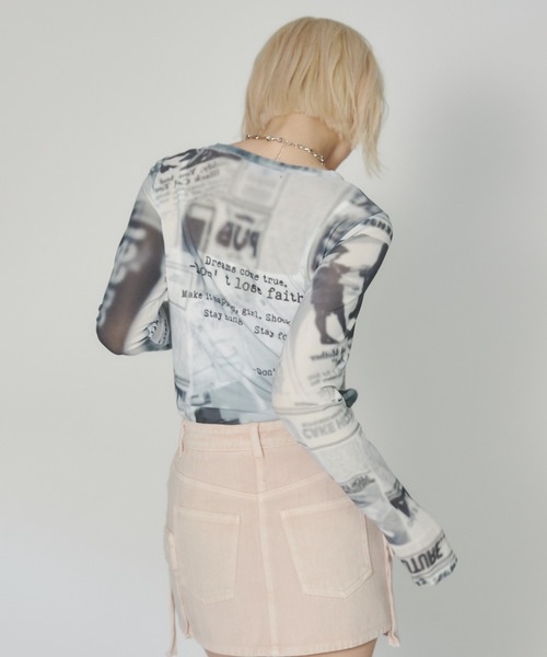 ENVYM(アンビー)の「プリントシアートップス(Tシャツ/カットソー・レディース・ブラック/ブルー・FREE)」の8枚目の写真