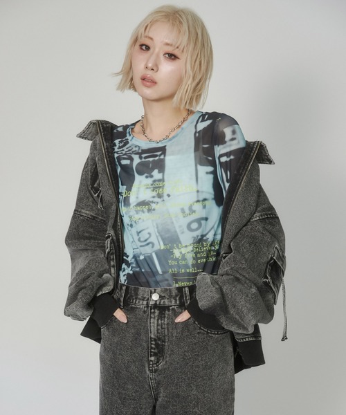 ENVYM(アンビー)の「プリントシアートップス(Tシャツ/カットソー・レディース・ブラック/ブルー・FREE)」の21枚目の写真