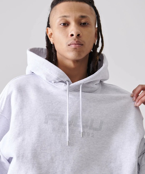 FUBU( フブ)の「FUBU-Rhinestone OG Logo Hoodie(パーカー・メンズ・グレー/ブラック・M/L)」の9枚目の写真