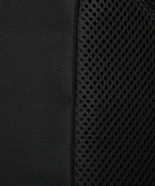 Champion(チャンピオン)の「リュックサック スーシテイ B4サイズ収納 15.6inch収納 37L 63962(バックパック/リュック・メンズ・ブラック×パープル/ベージュ×ブラック/ブラック×ホワイト/ブラック×グリーン・FREE)」の16枚目の写真