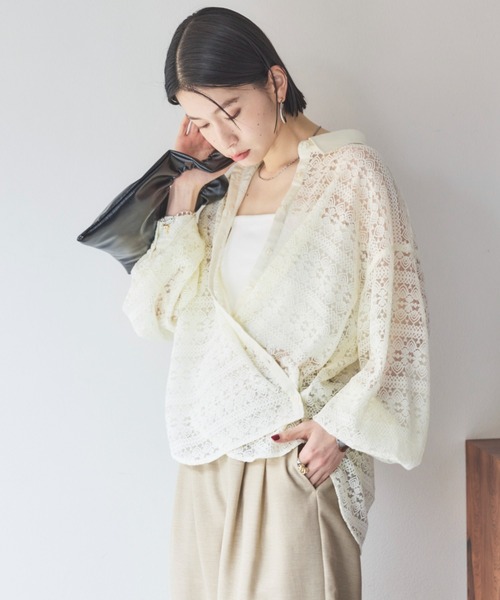 Doux archives（ドゥアルシーヴ）の「レースカシュクールシャツ（シャツ/ブラウス・レディース・アイボリー/ブラック・38）」の2枚目の写真