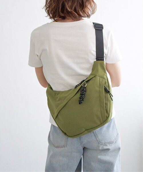 notch.（ノッチ）の「エースショルダーバッグ（ショルダーバッグ・レディース・ブラック/グレー/オフホワイト/カーキ・ONESIZE）」の10枚目の写真