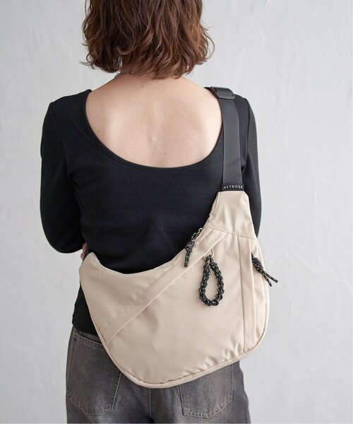 notch.（ノッチ）の「エースショルダーバッグ（ショルダーバッグ・レディース・ブラック/グレー/オフホワイト/カーキ・ONESIZE）」の13枚目の写真