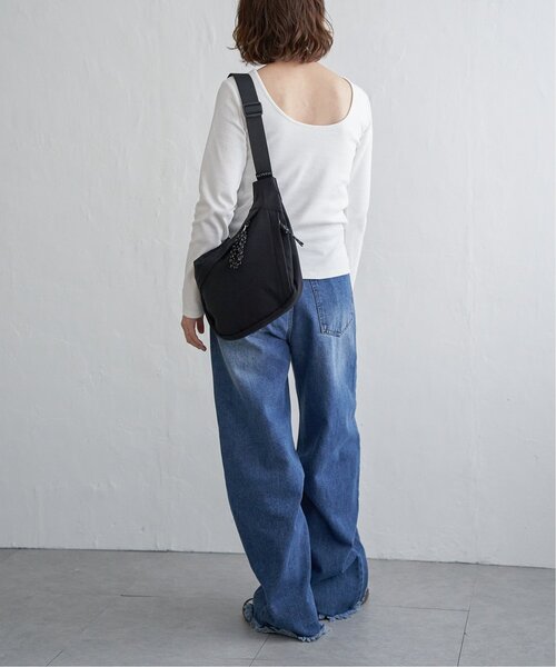 notch.（ノッチ）の「エースショルダーバッグ（ショルダーバッグ・レディース・ブラック/グレー/オフホワイト/カーキ・ONESIZE）」の21枚目の写真