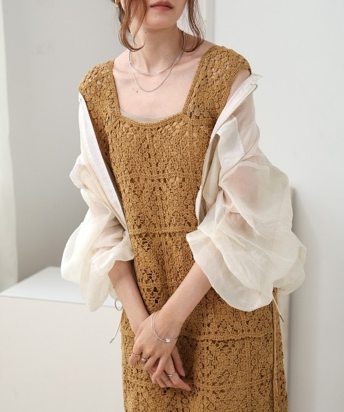 Bab(バブ)の「【XS~M 低身長向けサイズあり】クロシェロングワンピース(ワンピース・レディース・モカ/ベージュ系その他/ベージュ×ブラック/チャコールグレー/イエロー/ホワイト系その他/ブラック・MEDIUM/SMALL/X-SMALL)」の7枚目の写真