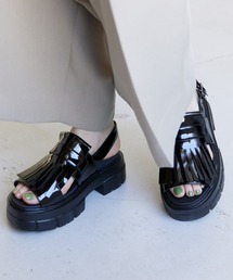 オトナの厚底トラッドサンダル フリンジデザイン