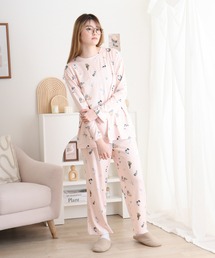 ルームウェア/パジャマ パーカー」に該当するルームウェア（ピンク