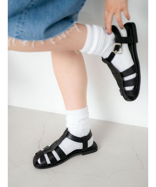 Ungrid(アングリッド)の「グルカサンダル(サンダル・レディース・ブラック/ブラウン・S/M/L)」の2枚目の写真