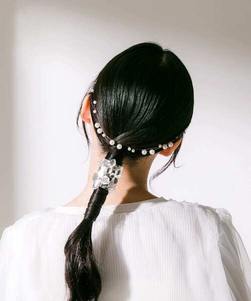 SMELLY(スメリー)の「『WEB/一部店舗限定』パールレイヤードピン(バレッタ/ヘアクリップ・レディース・ホワイト・-)」の7枚目の写真