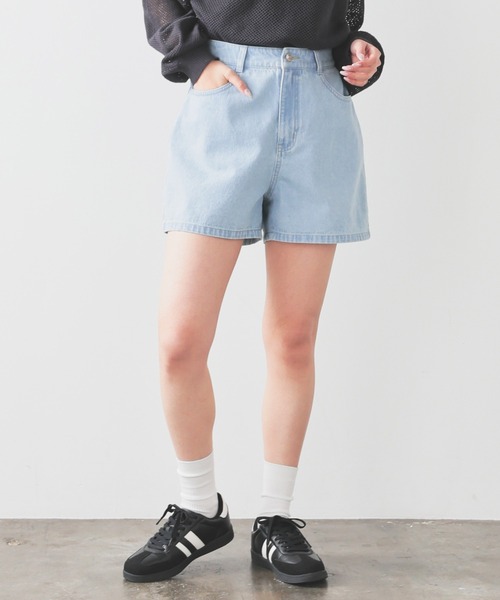 Honeys（ハニーズ）の「デニムショートパンツ（デニムパンツ・レディース・ブルー系その他2/ブルー系その他3/グレー/ブルー系その他・L/LL/M/S/SS）」の4枚目の写真