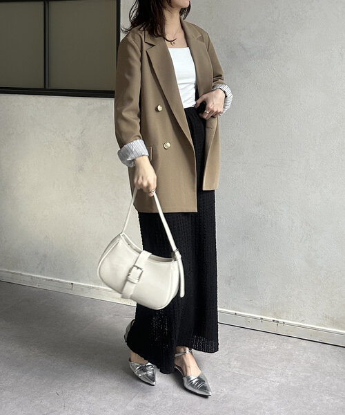 Thevon(ゼボン)の「ベルト付きワンハンドルバッグ(ボストンバッグ・レディース・ダークブラウン/ブラック/アイボリー・FREE)」の16枚目の写真