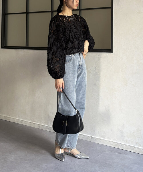 Thevon(ゼボン)の「ベルト付きワンハンドルバッグ(ボストンバッグ・レディース・ダークブラウン/ブラック/アイボリー・FREE)」の9枚目の写真