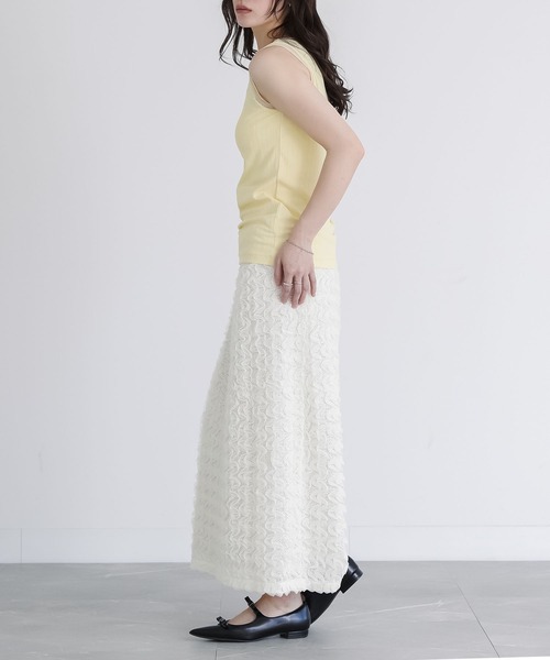 somari imagination(ソマリ イマジネーション)の「ハート刺繍シアー切り替えタンクトップ(タンクトップ・レディース・オフホワイト/ブラック/イエロー・2/1)」の14枚目の写真