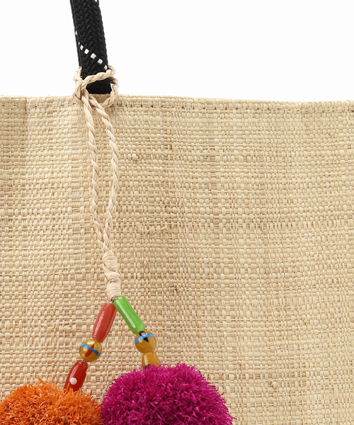 Le Voyage en Panier(ルヴォヤージュアンパニエ)の「【Le voyage en panier/ル ヴォヤージュエンパニエ】 POMPOM TOTE(トートバッグ・レディース・ブラック/アイボリー・FREE)」の9枚目の写真