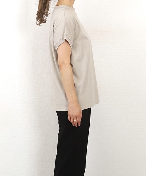 Aletta vita(アレッタビータ)の「リブ使いオーガニックコットンドルマンプルオーバー(Tシャツ/カットソー・レディース・ブラック/オフホワイト/グレイッシュベージュ・FREE)」の18枚目の写真