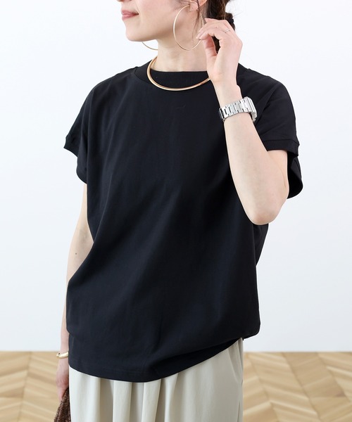 Aletta vita(アレッタビータ)の「リブ使いオーガニックコットンドルマンプルオーバー(Tシャツ/カットソー・レディース・ブラック/オフホワイト/グレイッシュベージュ・FREE)」の4枚目の写真