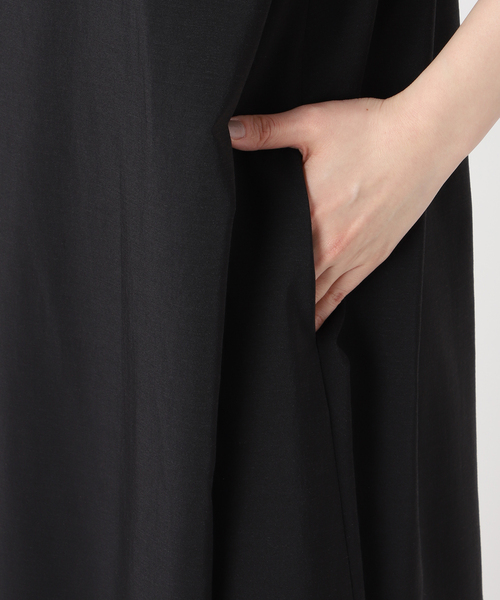 VERMEIL par iena（ヴェルメイユパーイエナ）の「サイドタックワンピース（ワンピース・レディース・ブラック・36/40/38）」の14枚目の写真