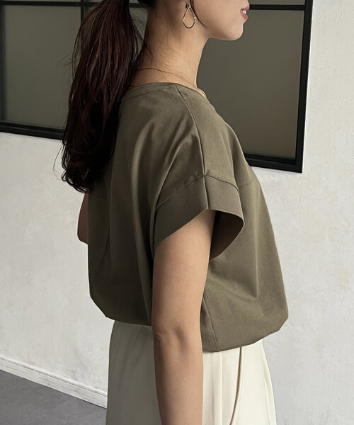 Chez toi（シェトワ）の「袖口リブフレンチT（Tシャツ/カットソー・レディース・オフホワイト/ブラック/グレイッシュベージュ/オリーブ・FREE）」の10枚目の写真