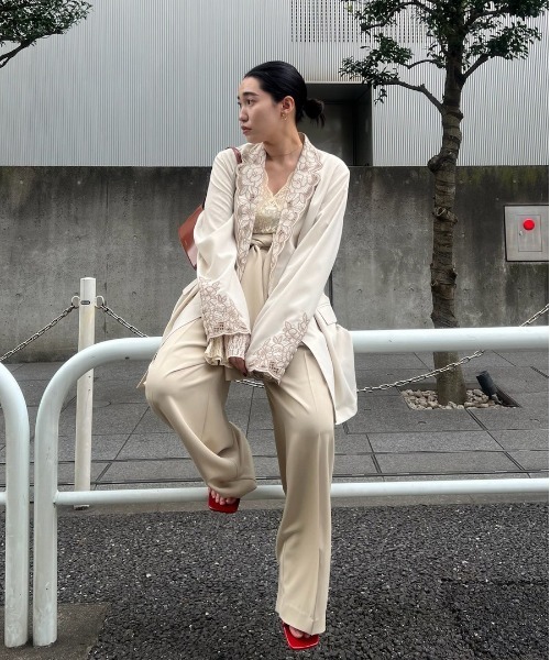 MEDI ENAMEL STRAP THONG SANDALS（サンダル）｜Ameri（アメリ