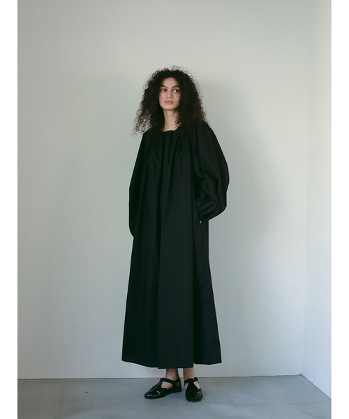 完売品　新品タグ付けHER. オフショルコットンワンピース オフショルコットンワンピース | Onepiece | HER. Online Store